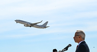 UÇAKLARDA YOLCULARA ÜCRETSİZ SU