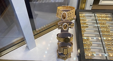 1 Ekim 2025 Çarşamba Güncel Altın Fiyatları: Gram Altın Fiyatı 5.200 TL Seviyesinde