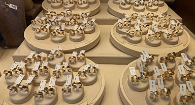 12 Ekim 2025 Güncel Altın Fiyatları: Gram Altın ve Çeyrek Altın Rekor Seviyede