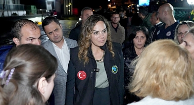 ANİ BASTIRAN SAĞANAK SONRASINDA BÜYÜKŞEHİR VE TESKİ EKİPLERİ SEFERBER OLDU