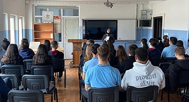 Babaeski Şehit Ersan Yenici Anadolu Lisesi’nde 12. Sınıflara Eğitim Koçluğu Toplantısı