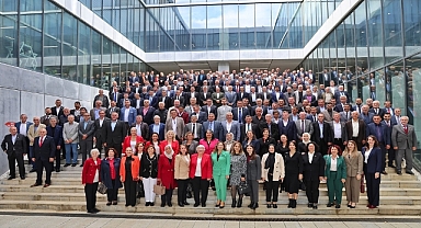 BÜYÜKŞEHİR, 19 EKİM MUHTARLAR GÜNÜ'NDE KENTİN DÖRT BİR YANINDAKİ MUHTARLARI BİR ARAYA GETİRDİ