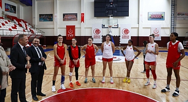 Kırklareli Belediyesi FBO Kadın Basketbol Takımı Destek Bekliyor 