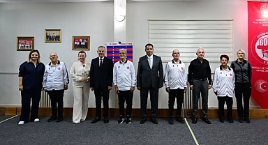 Kırklareli Valisi Uğur Turan Huzurevinde Yaşlıları Ziyaret Etti