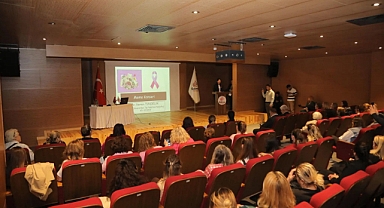 MEME KANSERİ FARKINDALIK SEMİNERİ YOĞUN İLGİ GÖRDÜ: ERKEN TANININ ÖNEMİ VURGULANDI