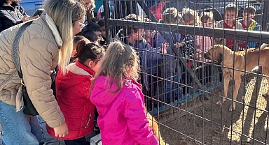 Miniklerden Anlamlı Ziyaret