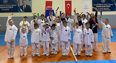 Pınarhisar'da Taekwondo Kuşak Terfi Heyecanı 