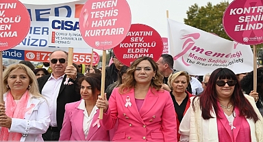 TEKİRDAĞ'DA PEMBE FESTİVAL'LE MEME KANSERİ FARKINDALIĞINA GÜÇLÜ DESTEK