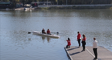 TRAKYA ÜNİVERSİTESİNDE “GELECEĞE KÜREK ÇEK” PROJESİ 29 EKİM COŞKUSUYLA DEVAM ETTİ
