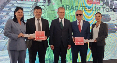 Üsküp Belediyesi'ne Türkiye Belediyeler Birliği'nden Yeni Çöp Kamyonu