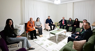 Vali Turan'dan Kofçaz'da Yeni Doğan Bebek Ziyareti