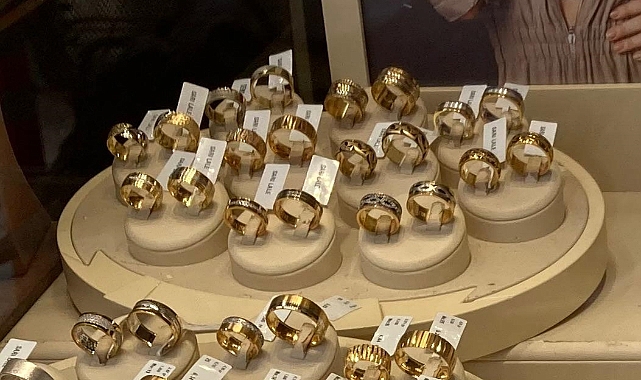 14 Kasım 2025 Cuma – Güncel Altın Fiyatları: Gram Altın ve Çeyrek Altın Yeniden Yükselişte