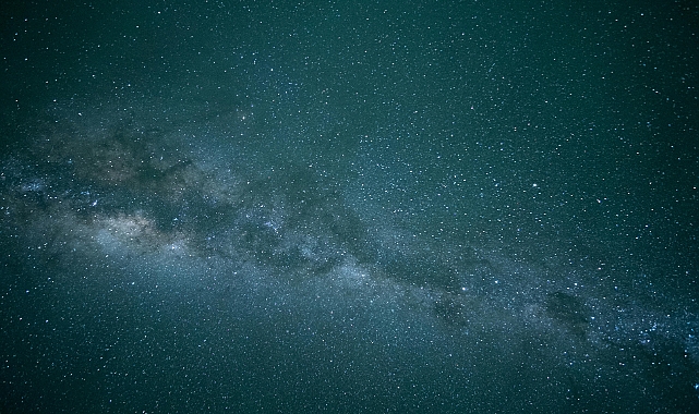 14 Kasım 2025 Cuma Günlük Burç Yorumları: Bugün Burçları Neler Bekliyor?