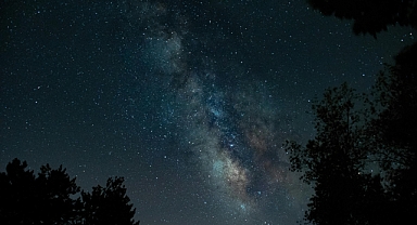 5 Kasım 2025 Çarşamba Günlük Burç Yorumları: Enerji Dolu Bir Gün Sizleri Bekliyor