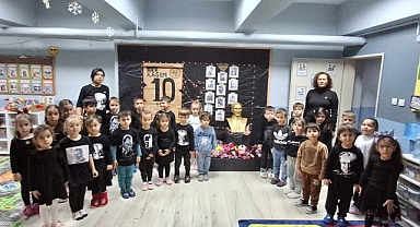 Babaeski Atatürk Ortaokulu’nda Minik Kalplerden Anlamlı 10 Kasım Etkinliği