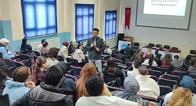 Babaeski Meslek Yüksekokulu’nda “Müdür Öğrenci Buluşması” Gerçekleştirildi