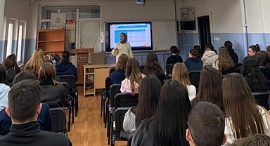 Babaeski Şehit Ersan Yenici Anadolu Lisesi’nde ‘YKS 2026’ Semineri Düzenlendi