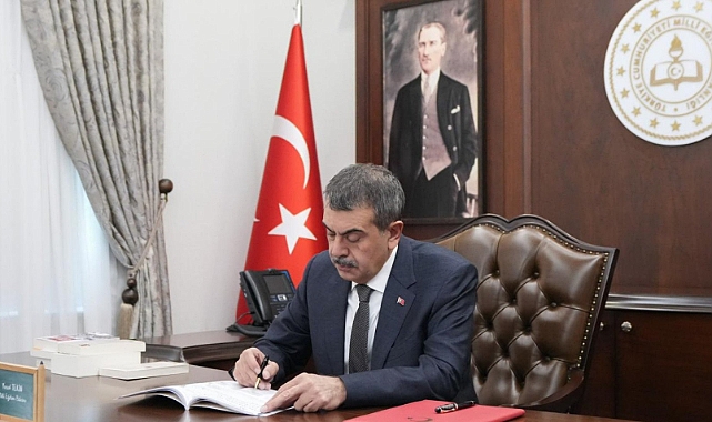 BAKAN TEKİN'DEN ÖĞRETMENLERE TEŞEKKÜR MEKTUBU