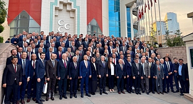 Başkan Bulut, MHP Belediye Başkanları Toplantısı'na Katıldı