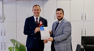 Başkan Bulut'tan 1636 Öğretmen Adına Anlamlı Fidan Bağışı 