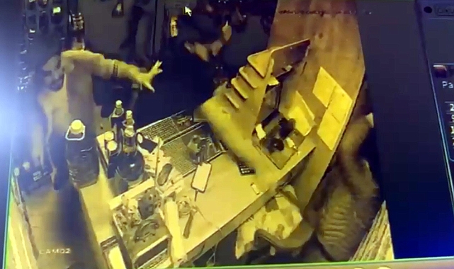 Büfe işletmecisi demir çubukla darbedildi; 4 tutuklama