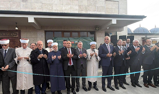 Bulgaristan'da yaptırılan Kırcaali Yeni Cami, törenle açıldı