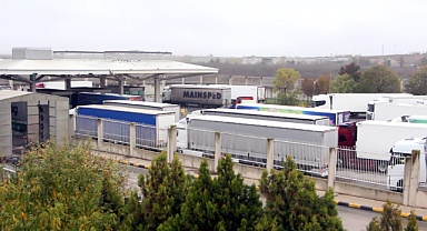 Kapıkule’de 1 saatte 96 TIR geçişiyle rekor kırıldı