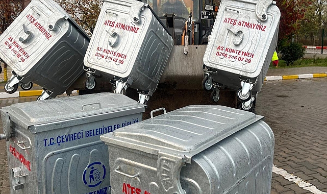 Kavaklı'da Çöp Konteynerleri Yenilendi