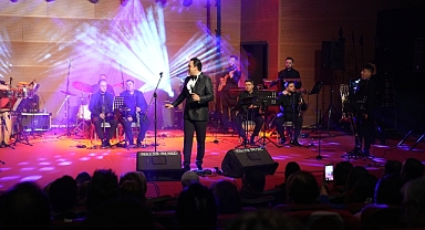 KENT ORKESTRASI EDİRNE'NİN KURTULUŞ COŞKUSUNA RENK KATTI