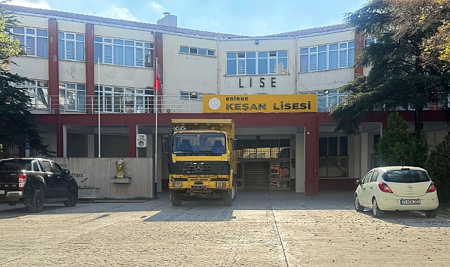 Keşan’da depreme dayanıksız raporu verilen 57 yıllık lise binasının yıkılmasına karar verildi