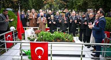 Kırklareli'nin Kurtuluşunun 103. Yılında Şehitlikte Anma Töreni