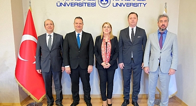 KOSGEB ve KLÜ Arasındaki İş Birlikleri Masaya Yatırıldı