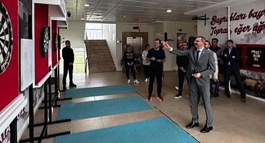 Pınarhisar'da Öğretmenler Günü Dart Turnuvası Finali Yapıldı