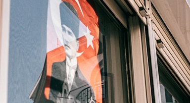 Saygı, Sevgi Ve Özlemle