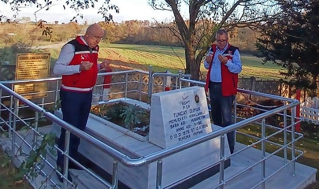 Şehit Tuncay Duman, Kabri Başında Dualarla Anıldı