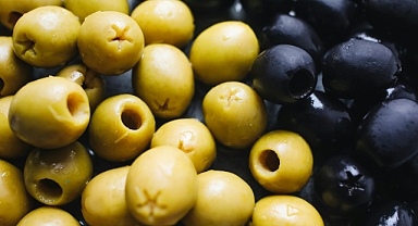Zeytin: Sağlığın ve Lezzetin Sofralardaki Vazgeçilmezi