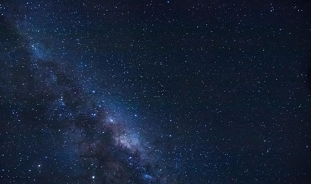 13 Aralık 2025 Cumartesi Günlük Burç Yorumları: Yeni Hedefler Belirlemek İçin Uygun Bir Gün