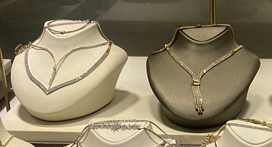 22 Aralık 2025 Pazartesi Güncel Altın Fiyatları: Gram, Çeyrek, Cumhuriyet ve Bilezik Fiyatlarında Son Durum