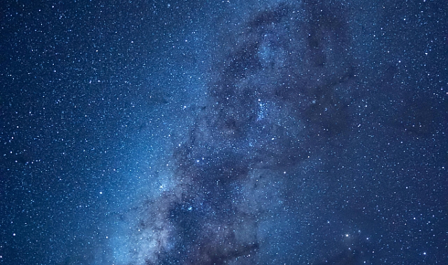 7 Aralık 2025 Pazar Günlük Burç Yorumları: Kararsızlıklar Son Buluyor!