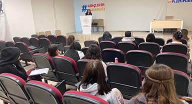 Babaeski KYK Kız Yurdu’nda Evlilik Öncesi Eğitim Programı Düzenlendi