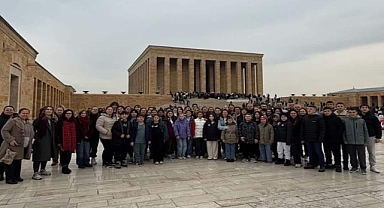 Büyükmandıra Cumhuriyet Ortaokulu Öğrencileri Anıtkabir’i Ziyaret Etti