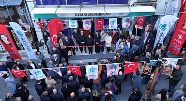 BÜYÜKŞEHİR'DEN EĞİTİMDE FIRSAT EŞİTLİĞİ HAMLESİ: TEK GENÇ AKADEMİ