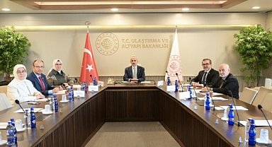 ÇOCUKLARIN DİJİTAL HAKLARI SOSYAL MEDYADA DA KORUNACAK