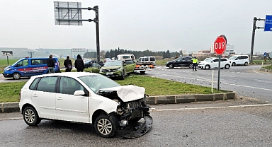 Edirne’de otomobiller çarpıştı; 7 yaralı