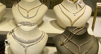 Güncel Altın Fiyatları 17 Aralık 2025 Çarşamba: Gram, Çeyrek, Cumhuriyet Altını Ne Kadar?