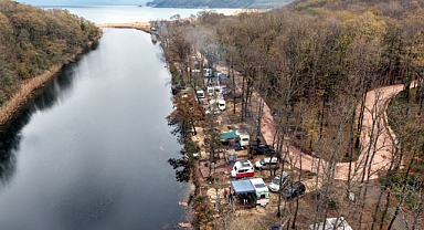 Istranca Dağları etekleri, doğa fotoğrafçıları ve kamp tutkunlarının gözdesi oldu