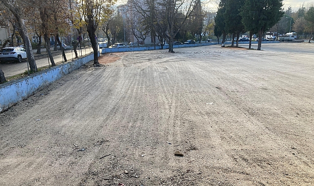 Karakaş Mahallesi’nde Geçici Ücretsiz Otopark Düzenlemesi