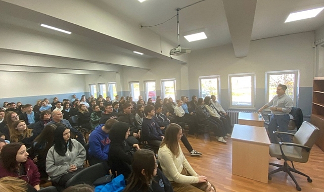 Kariyer Yolculuğu Öğrencilere İlham Oldu