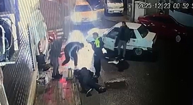 Kazadan sonra yerde yatan sürücüyü kontrol edip olay yerinden kaçtı; o anlar kamerada