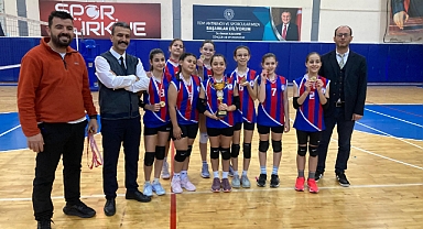 Kırklareli Atatürk Ortaokulu İl Şampiyonu